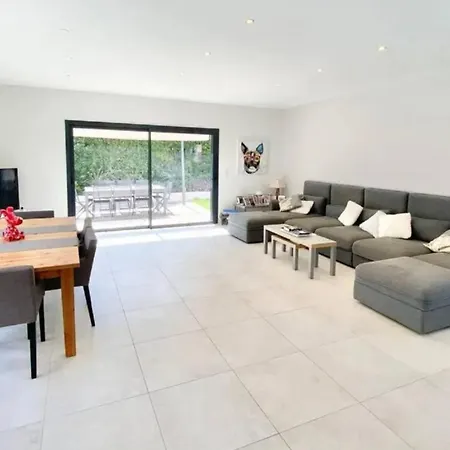 House 4p With Private Pool In Saint-raphaël Vakantiehuis Saint-Raphaël